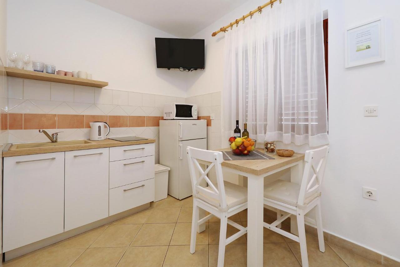 Apartmani Strpic Biograd Na Moru Εξωτερικό φωτογραφία